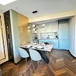 Kandinski Lux Lejlighed Burgas City