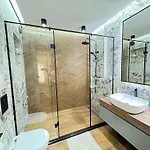 Kandinski Lux * Burgaz