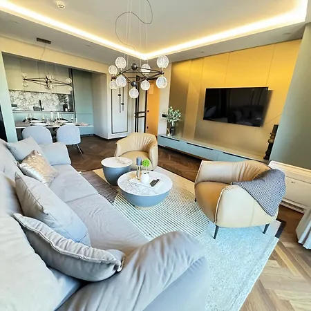 Kandinski Lux Apartman *