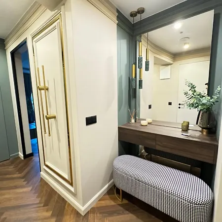 Kandinski Lux Apartman *