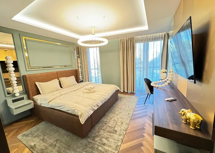 Kandinski Lux * ブルガス