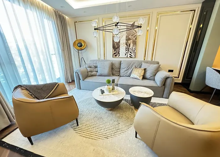 Kandinski Lux * ブルガス